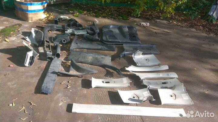 Обшивка стойки Тойота Хайлюкс 2005-2015