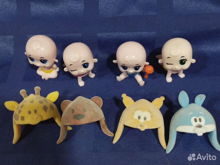 Пупсы с шапочками