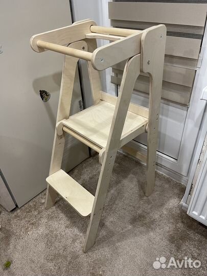 Башня помощника Монтессори без покрытия