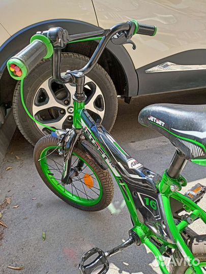 Детский велосипед 16