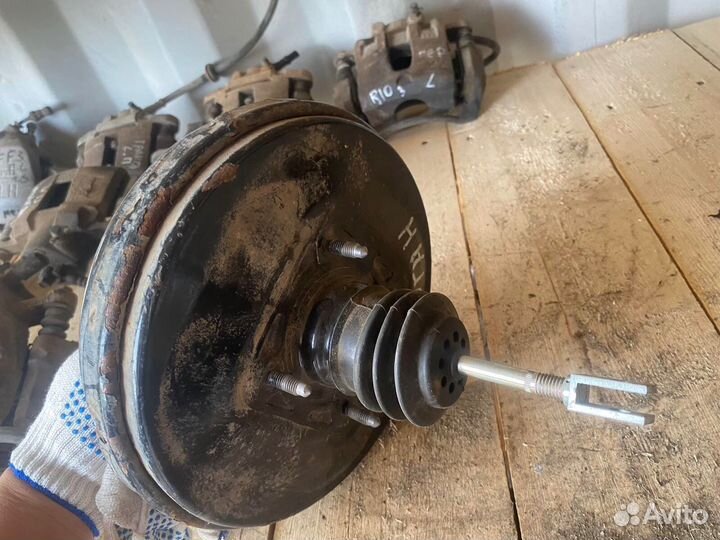 Вакуумный усилитель тормозов Renault Logan 1