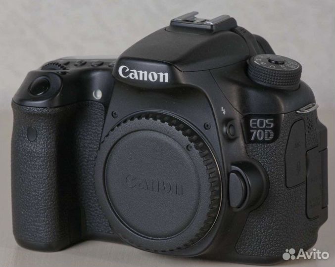 Зеркальный фотоаппарат Canon 70d body