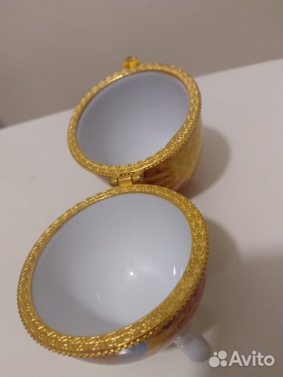 Яйцо пасхальное сувенир из Европы Гауди