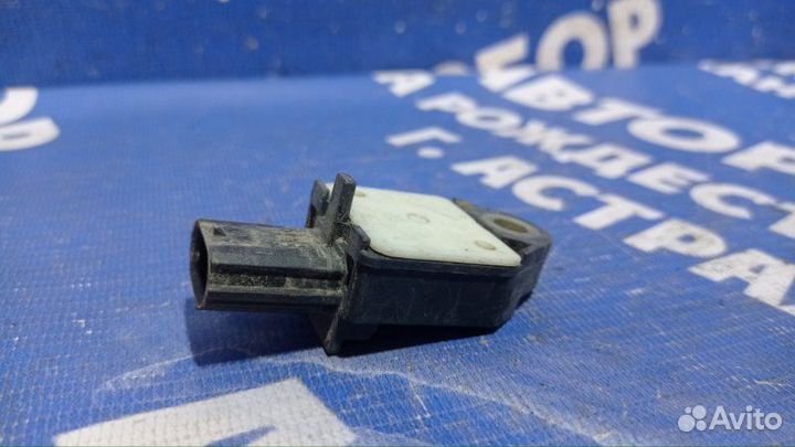 Датчик удара Toyota Yaris хэтчбек 2SZ-FE 2009