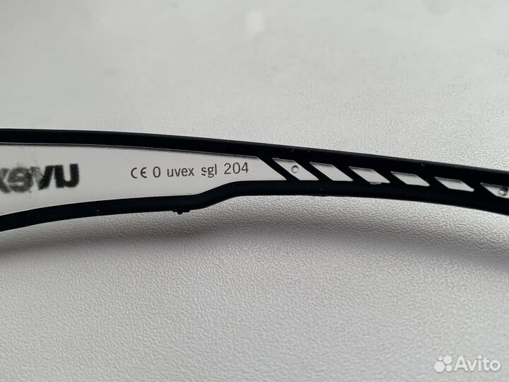 Очки Uvex 204 прозрачный