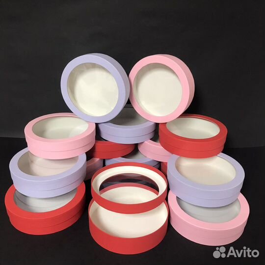 Шляпные коробки с окном