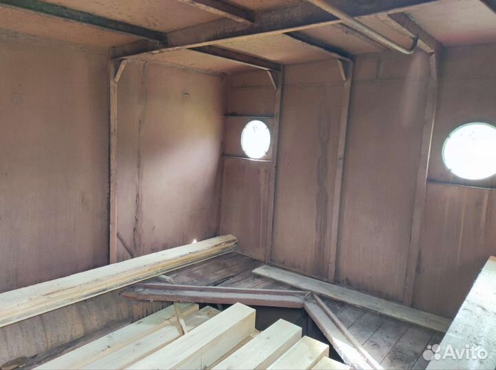 Плавучий лодочный гараж, железный