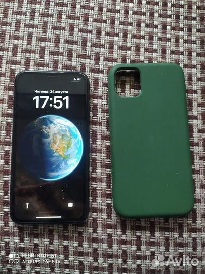 Телефон iPhone 11