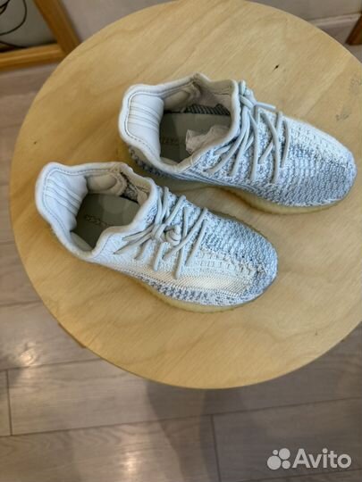 Кроссовки yeezy детские