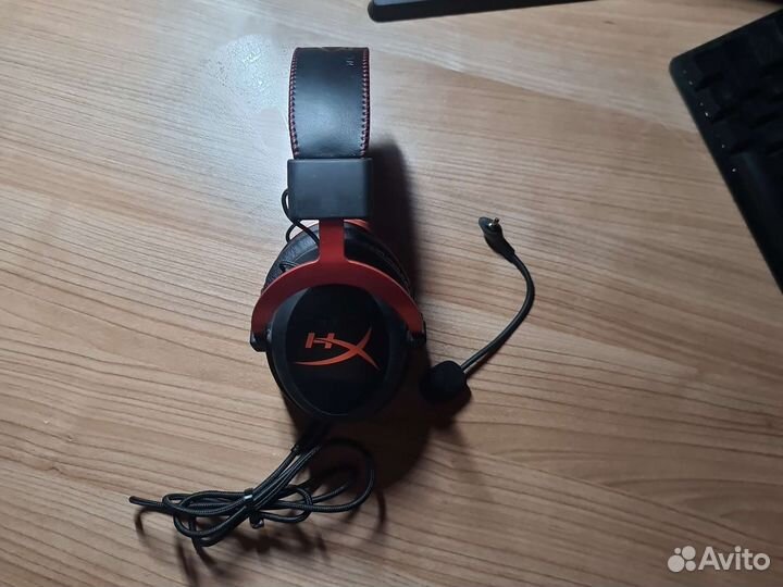 HyperX Cloud II red