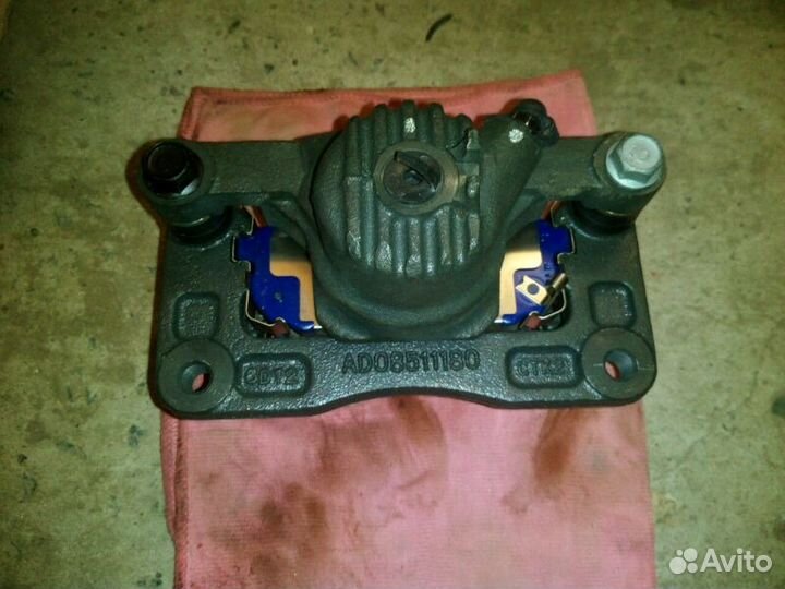 Суппорт задний левый sorento