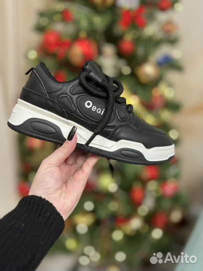 Кроссовки 38 размер