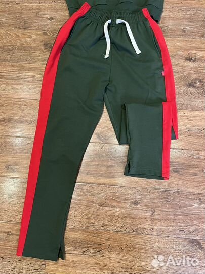 Костюм спортивный на мальчика 146-152