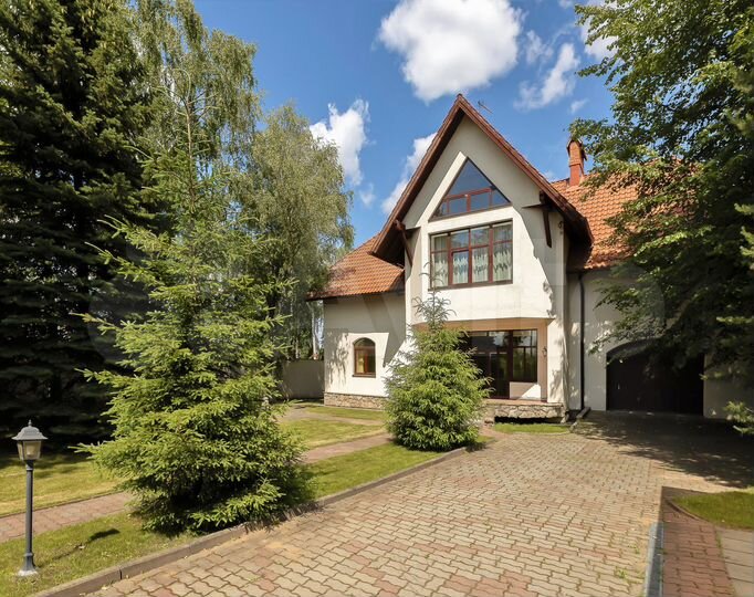 Дом 322 м² на участке 16 сот.