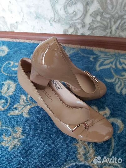 Туфли женские 38 размер натуральная кожа лак