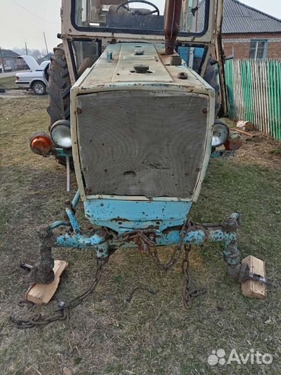 Трактор юмз