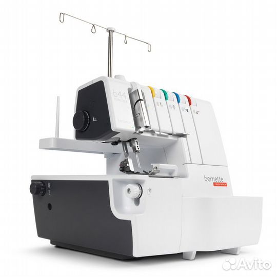 Оверлок Bernete b44