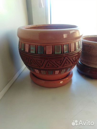 Керамические горшки для цветов