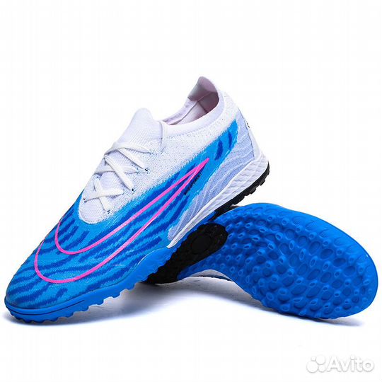 Футбольные шиповки