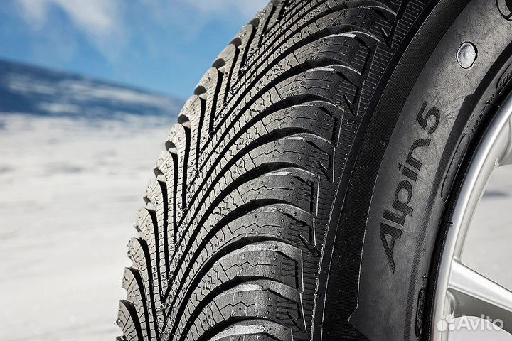 Michelin Pilot Alpin 5 265/40 R20 104W