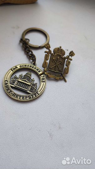 Сувениры из России и других стран