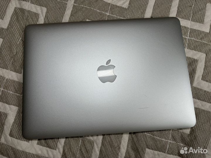 Apple MacBook Air 13 на intel core i5