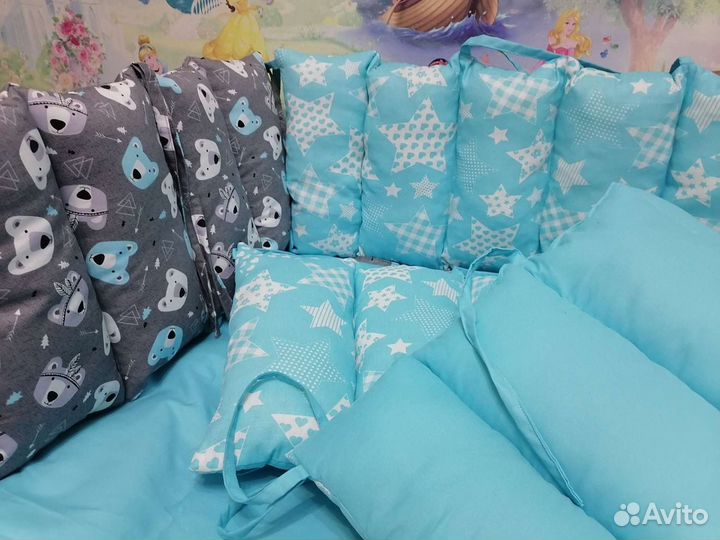 Бортики, одеялко, простынь(новые)