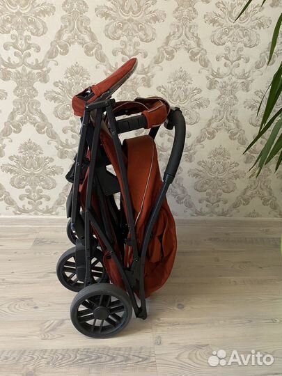 Прогулочная коляска бу