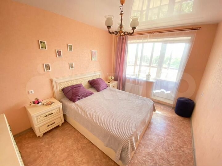 2-к. квартира, 64 м², 8/17 эт.