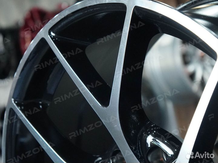 Литые диски HRE R17 для Mazda. Арт515