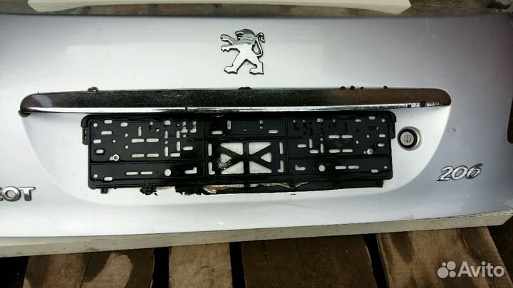 Крышка багажника Peogeot/Пежо 206 Седан