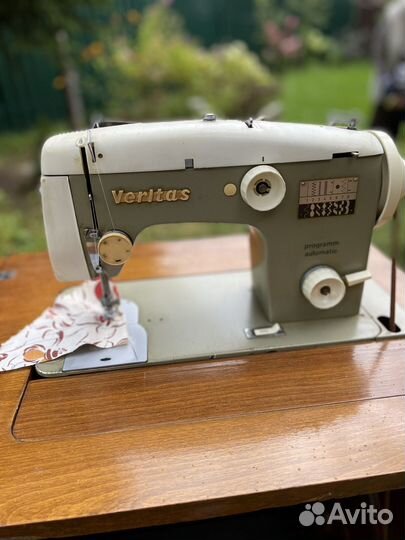 Швейная машина Veritas