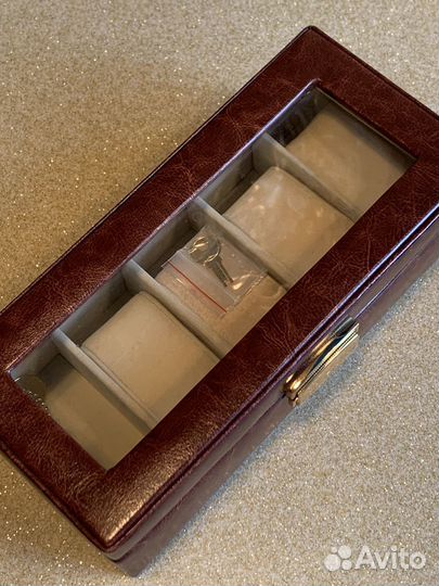 Футляр для часов