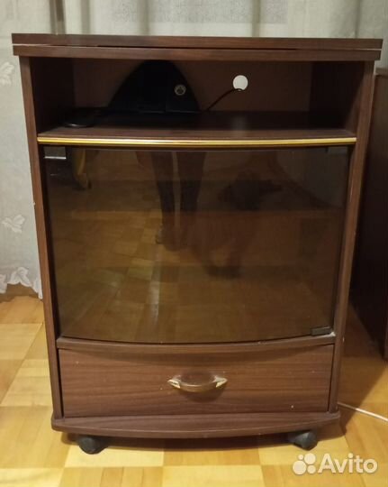 Тумба под телевизор