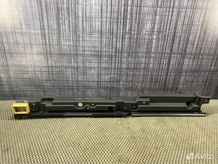 Пластик багажника левый Bmw X5 E70 N57 2013