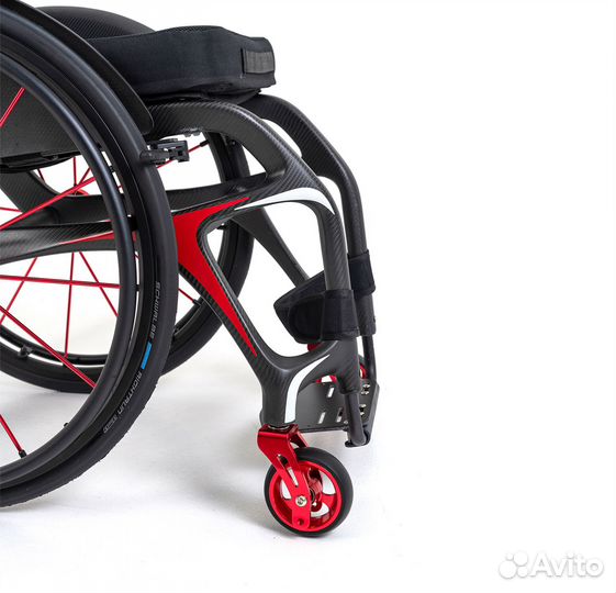 Лёгкая инвалидная коляска из карбона iCross active