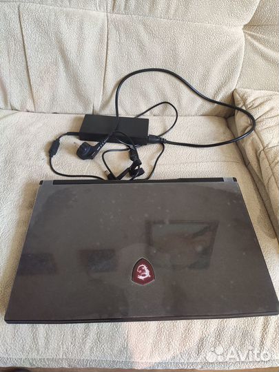 MSI GL75 i5, 32Gb озу, SSD 512 + SSD 1Tb