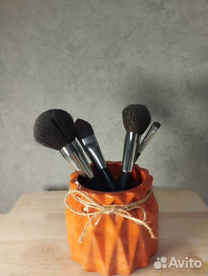 Ваза кашпо из гипса брак