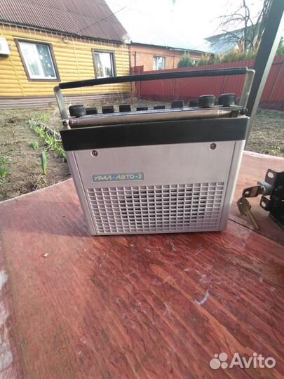 Радиоприемник (магнитола) Урал-Авто2