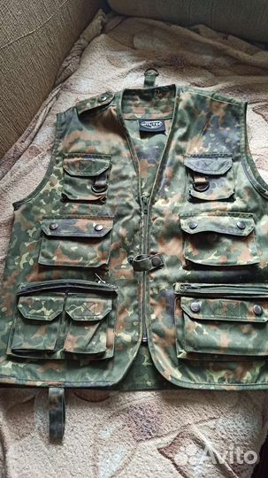 Жилет для охоты и рыбалки