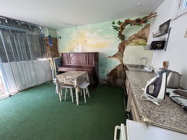 Комната 30 м² в 1-к., 1/2 эт.