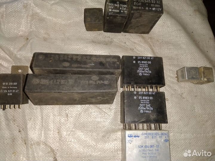 Реле Мерседес-124 и 190/201