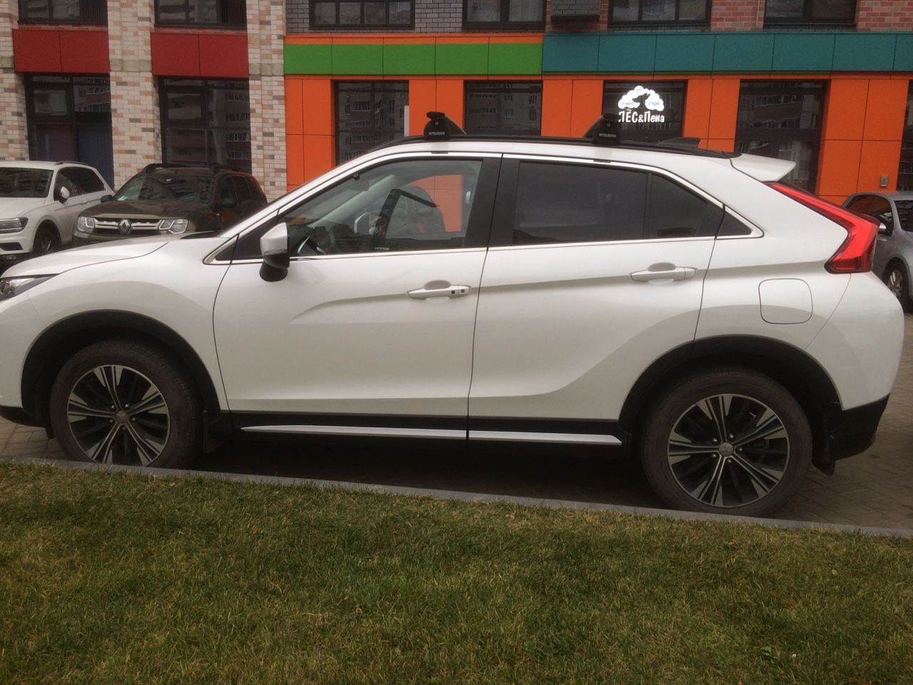 Mitsubishi Eclipse Cross: фото владельца