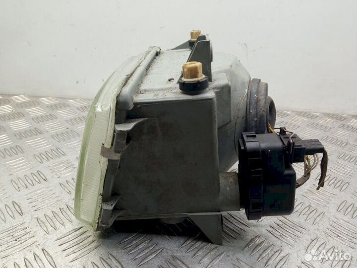 Фара Ford Escort (1990-1995)