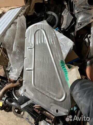 Распорки задних крыльев Газ 21 Волга