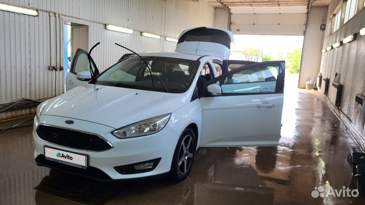 Ford Focus 1.6 AMT, 2015, 92 000 км
