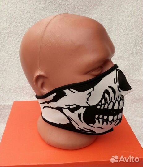 Маски с черепами, на липучке