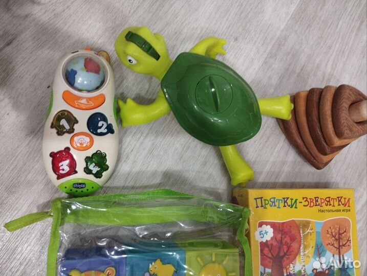 Развивающие игрушки