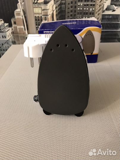 Утюг дорожный