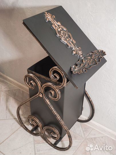 Кованая урна 